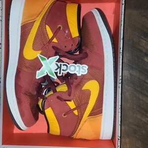 AS Roma Limited-Edition Customized Air Jordan 1 Mids with zipper tongue. Pre-own